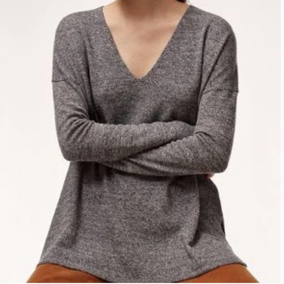 Aritzia BABATON Erin Wool Linen Blend V-Neck Grey Sweater Size S - Picture 2 of 8